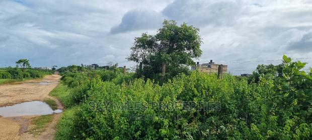 Kikambala,2.5 Acres,Second Row From the Ocean on Sale. - thumbnail 14