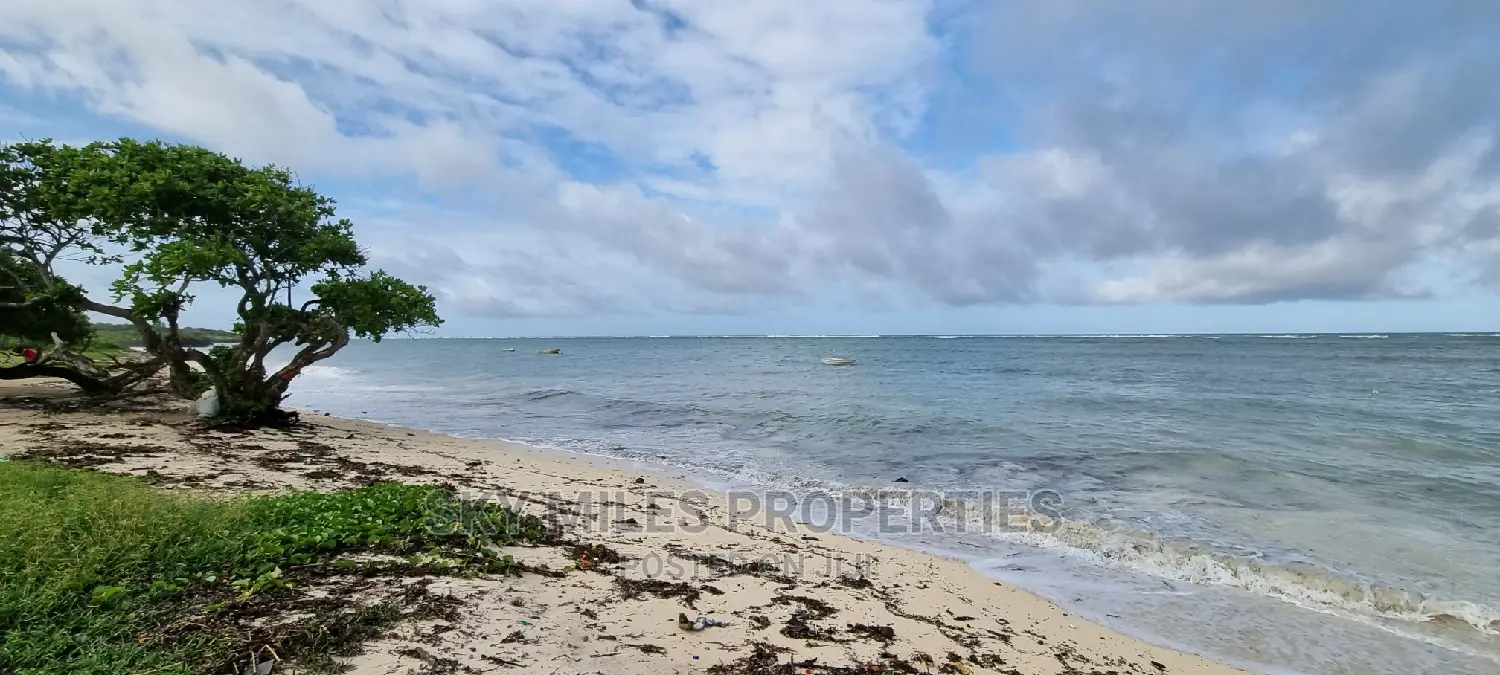 Sandy Beach,20 Acres on Sell at Kikambala