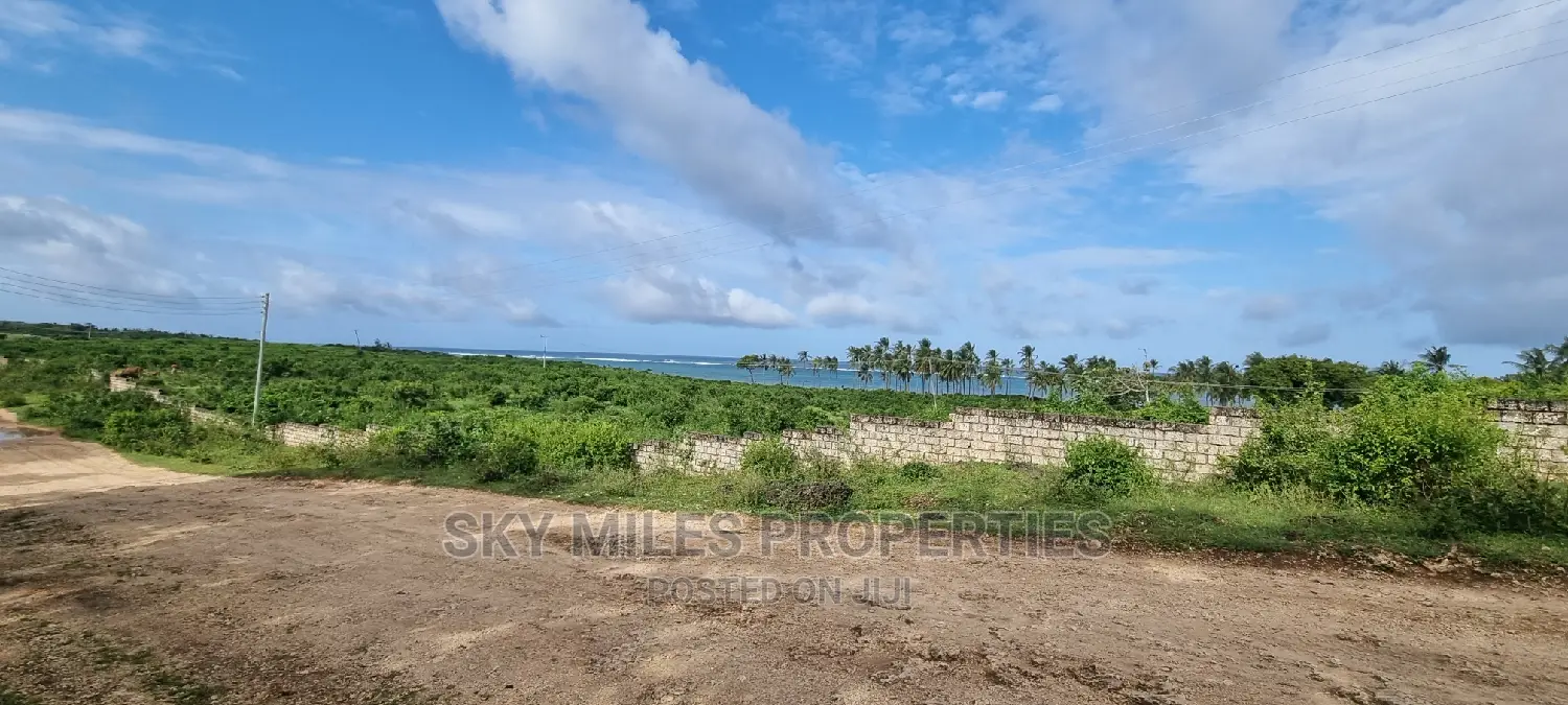 Sandy Beach,20 Acres on Sell at Kikambala