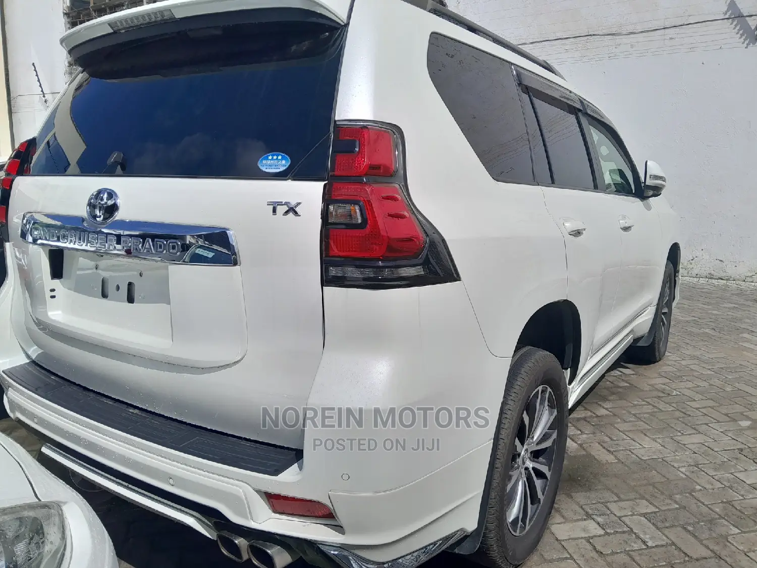 Toyota Land Cruiser Prado 2018 White