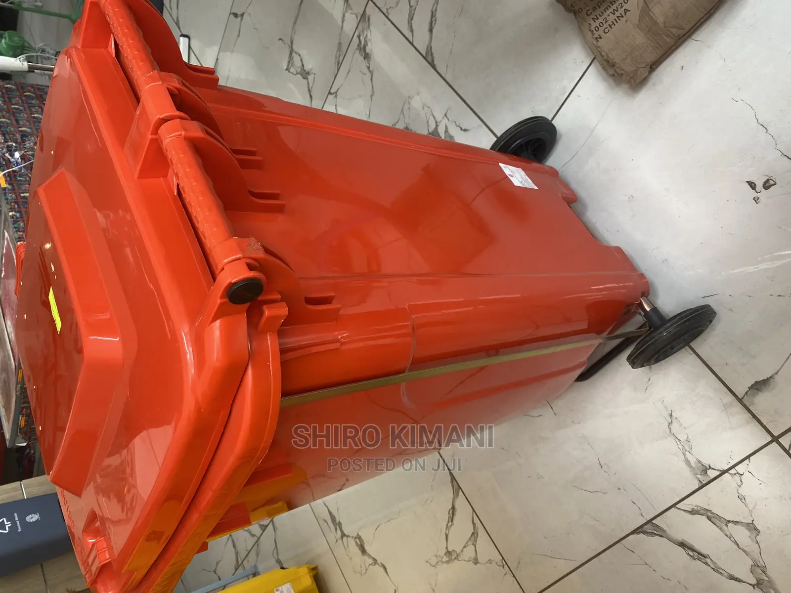 240 L High Quality Bin