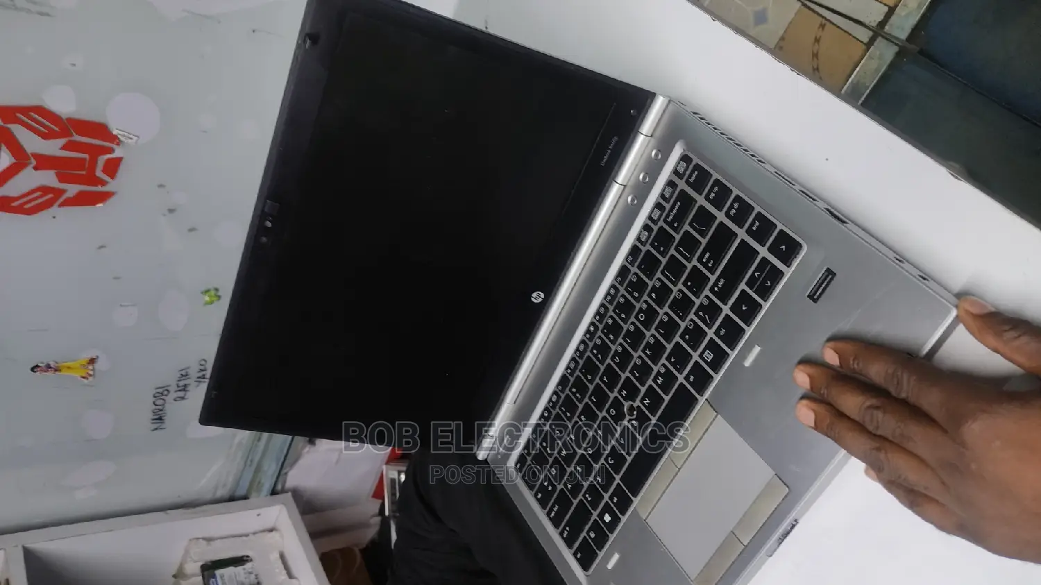 Laptop Lenovo 500e 4GB Intel Celeron HDD 320GB