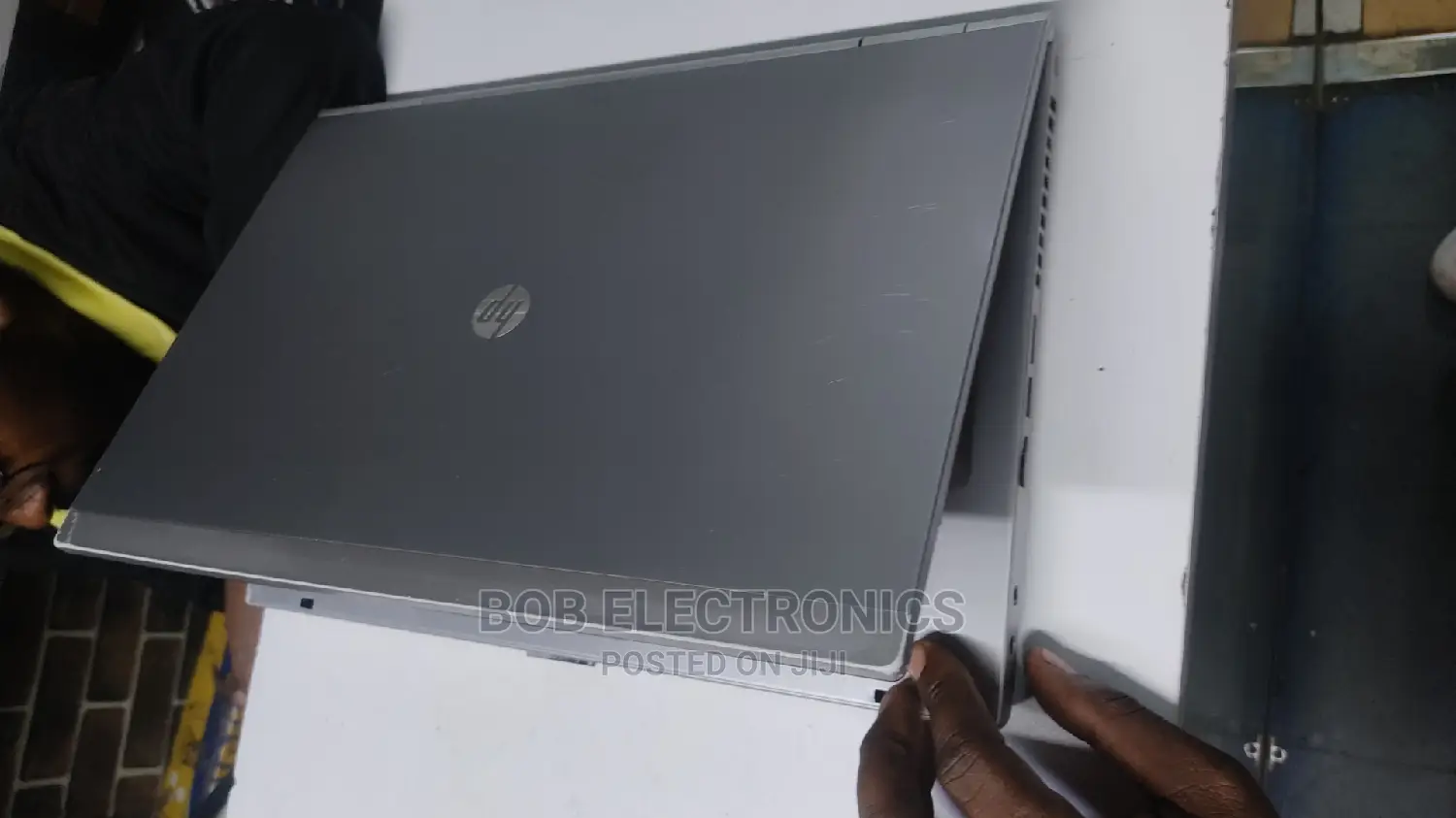 Laptop Lenovo 500e 4GB Intel Celeron HDD 320GB