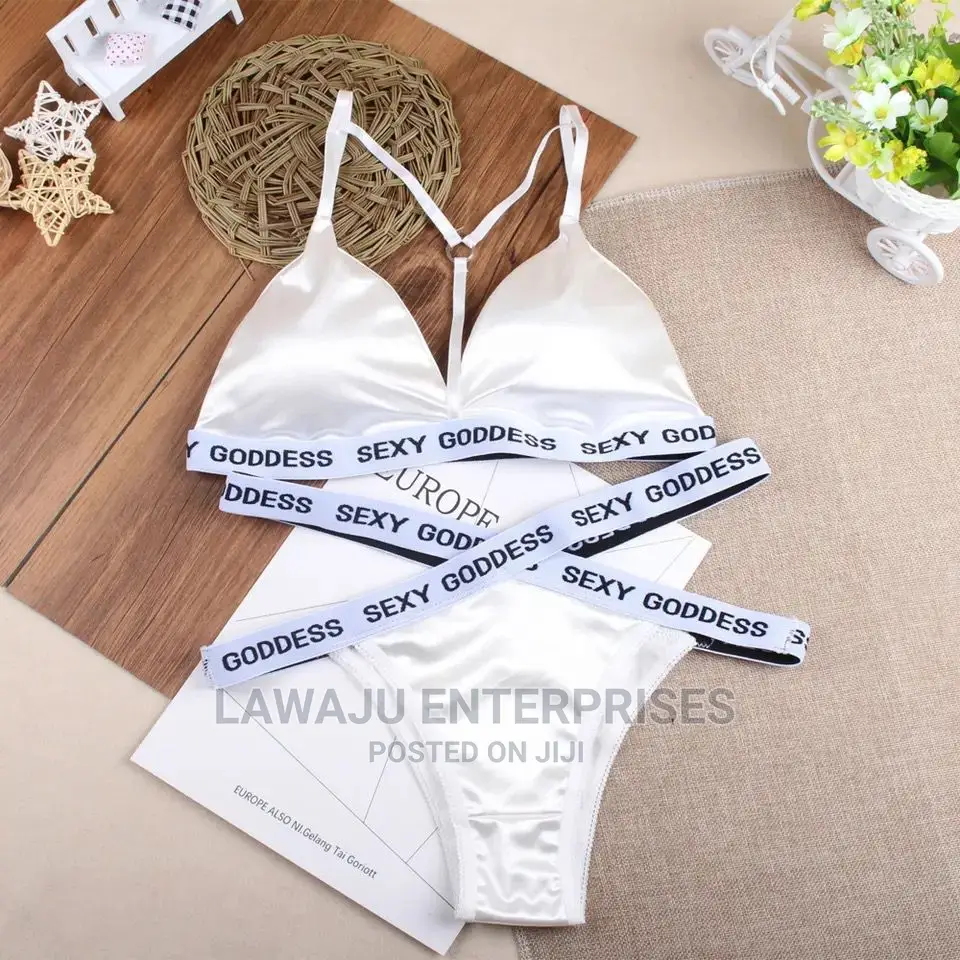 Stylish 2pc Bra Panty Bikini Lingerie Wear