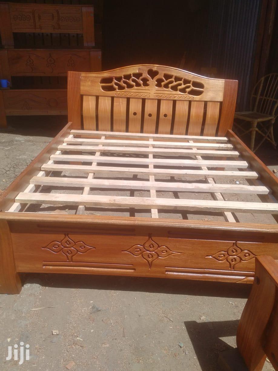 Mahogany Hard Wood Bed 5*6