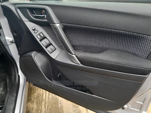 Subaru Forester 2015 Silver - thumbnail 4