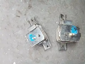 Subaru Legacy Engine Mount
