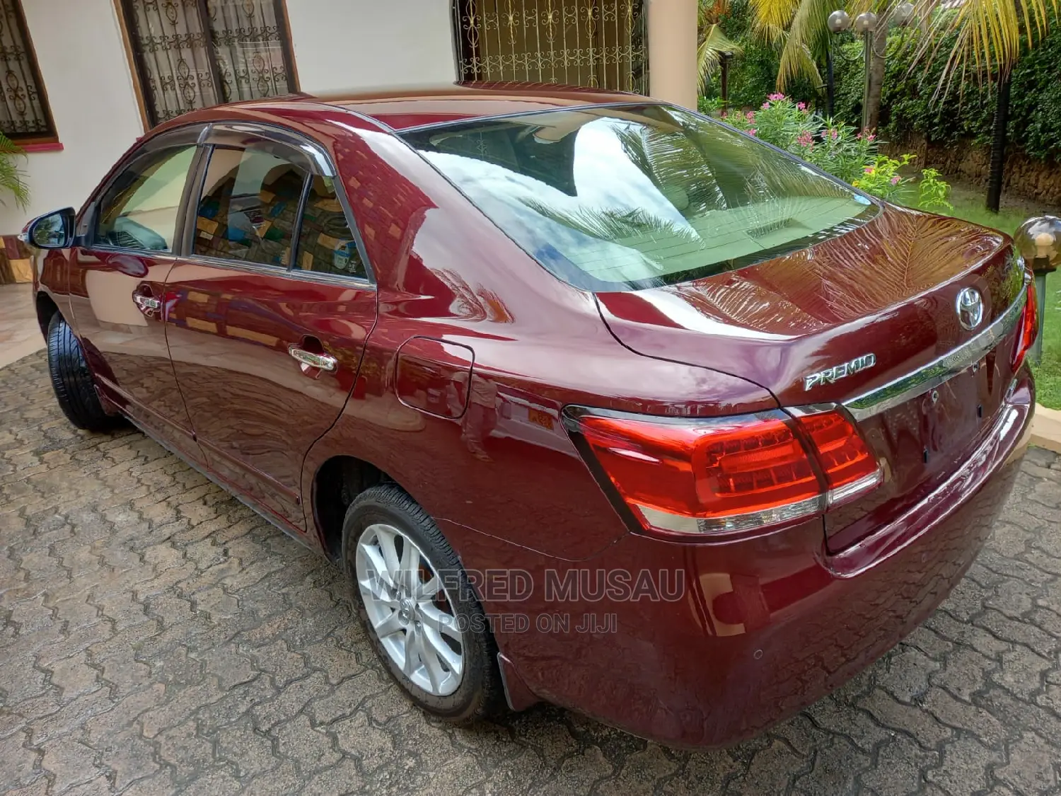 Toyota Premio 2016