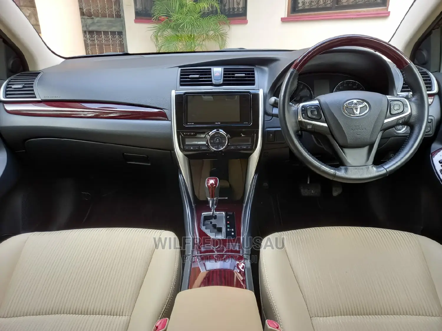 Toyota Premio 2016