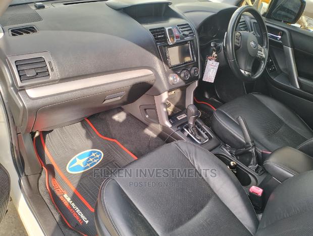 Subaru Forester 2.5XT Touring 2013 White - thumbnail 3