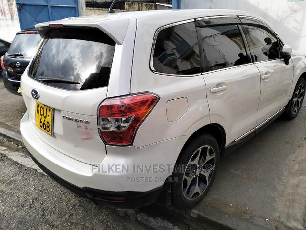 Subaru Forester 2.5XT Touring 2013 White - thumbnail 2