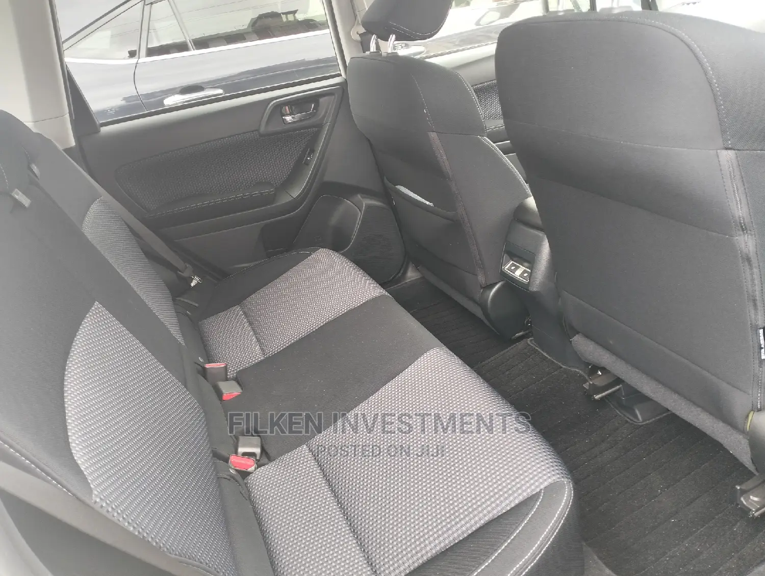 Subaru Forester 2016 White