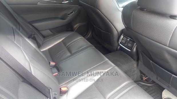 Toyota Crown 2014 White - thumbnail 14