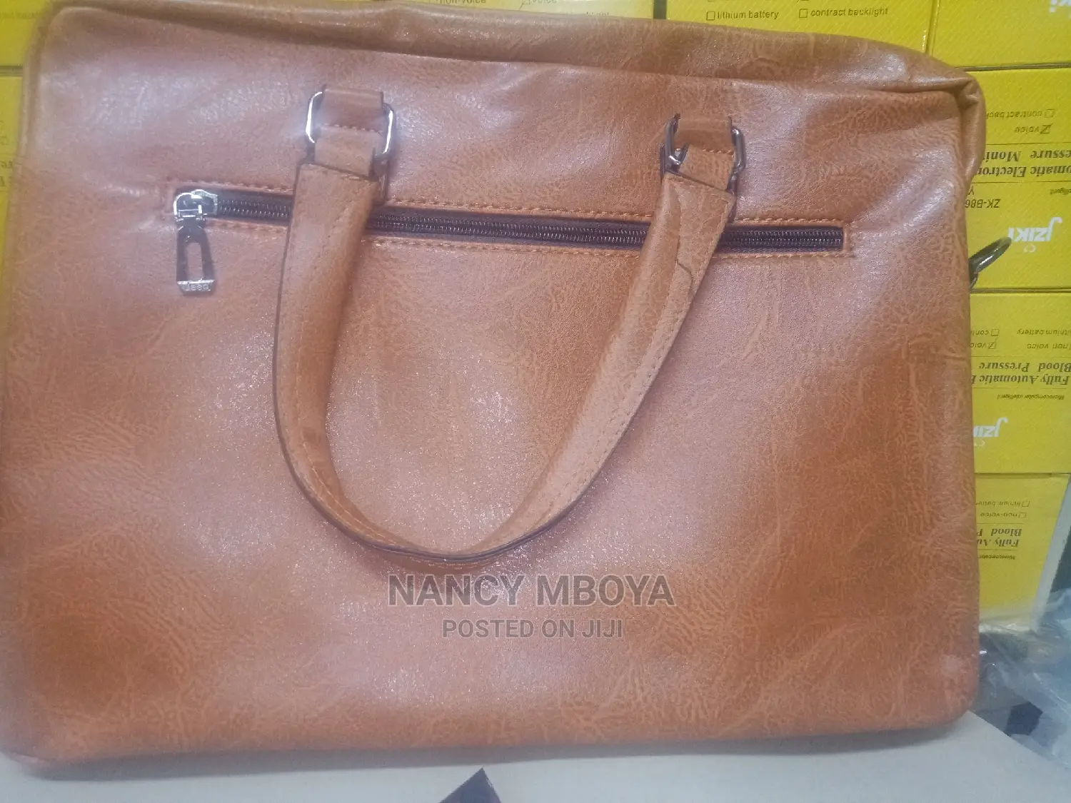 Leather Stylish Travel Bags / Backpack