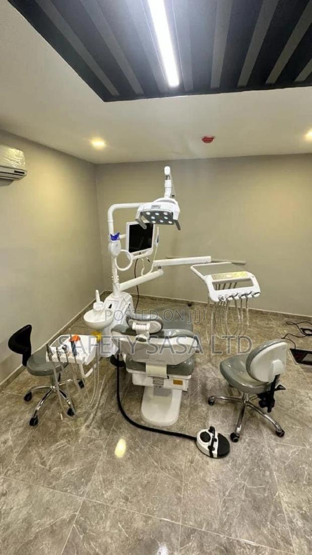 Dental Unit Chair: Dental Unit Chair