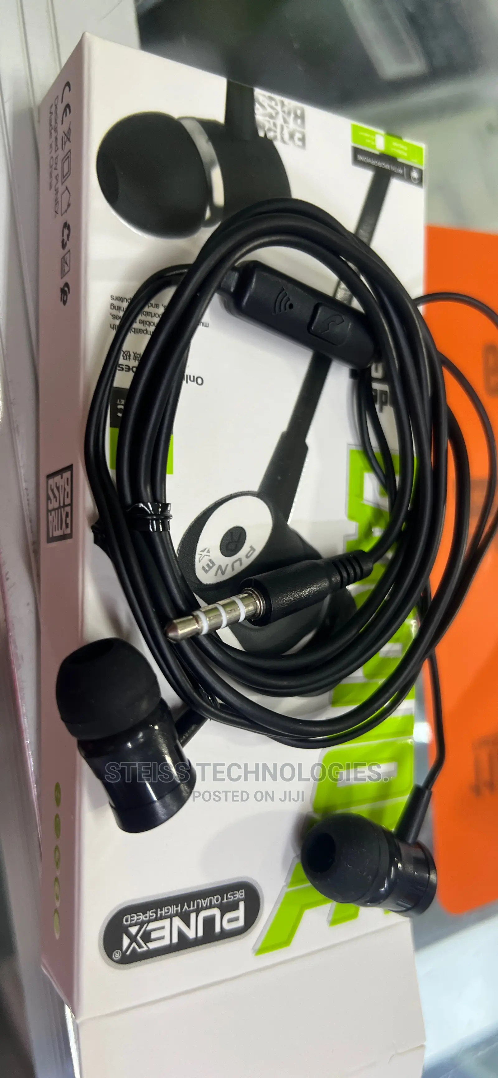 Punex Wired Eu-03 Earphones.