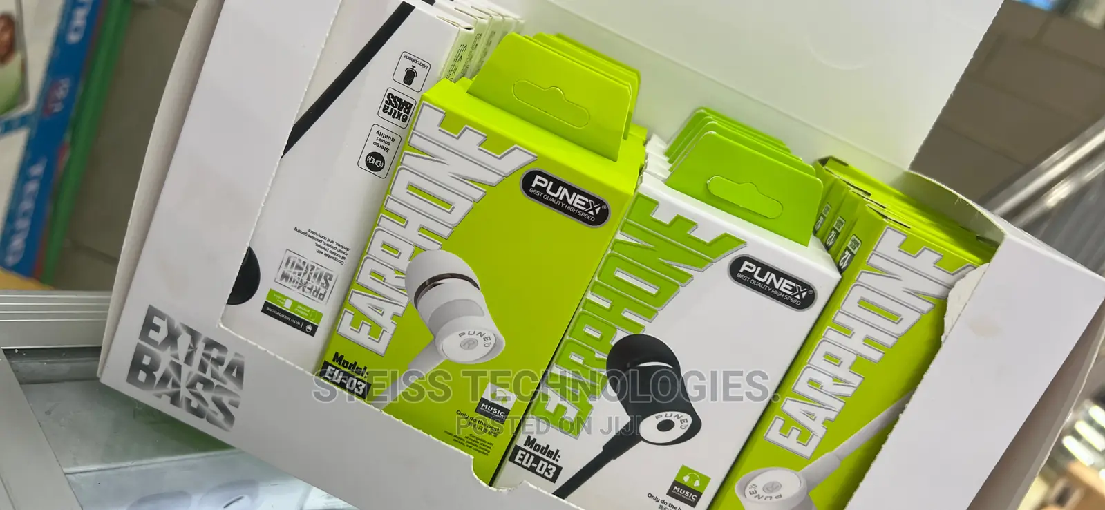 Punex Wired Eu-03 Earphones.