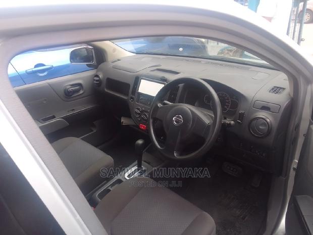 Nissan Advan 2015 Silver