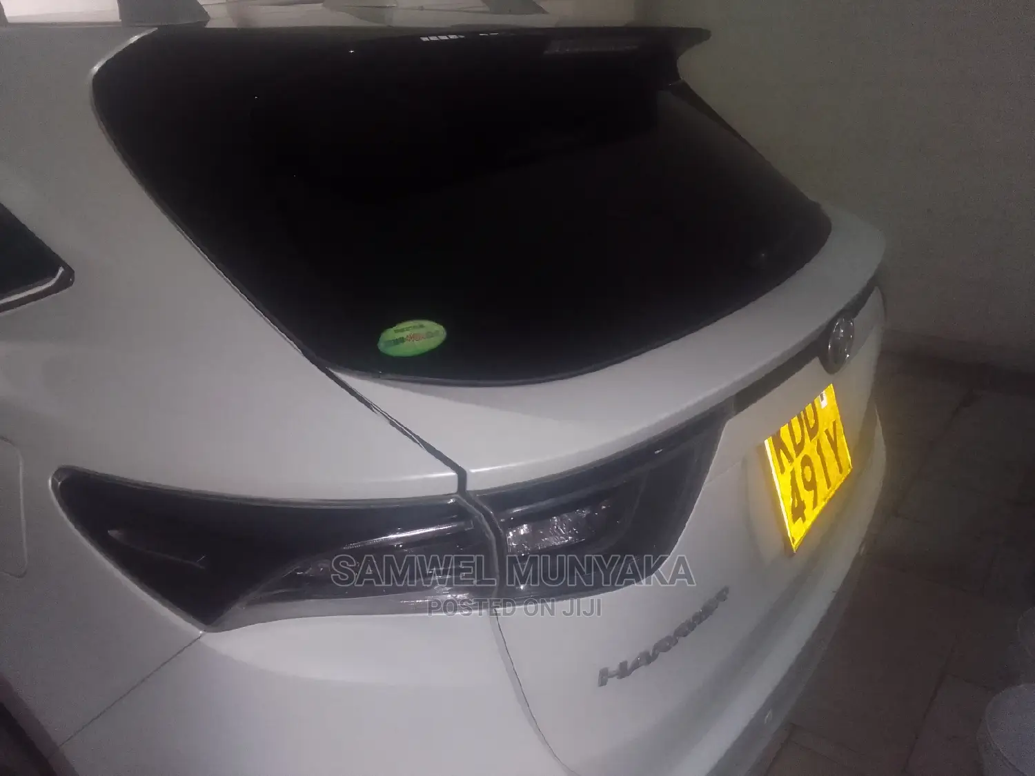 Toyota Harrier 2.0 4WD 2014 White
