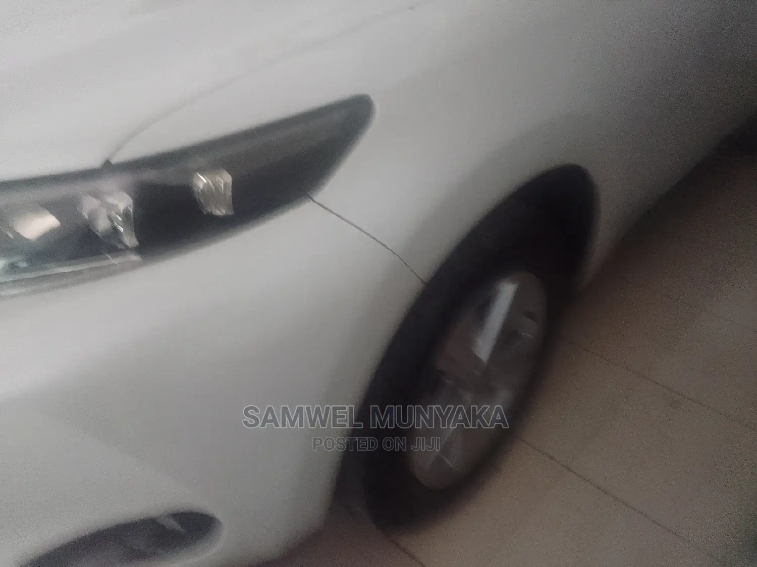 Toyota Harrier 2.0 4WD 2014 White