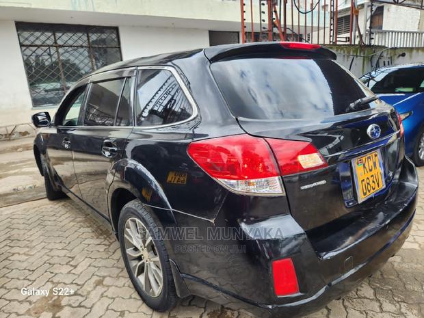 Subaru Outback 2.5i Limited 2013 Black - thumbnail 7