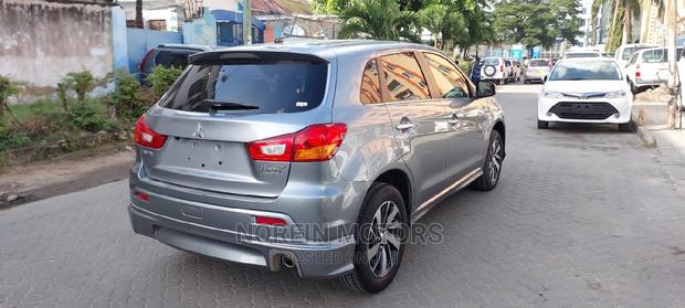 Mitsubishi RVR 2016 Gray - thumbnail 3