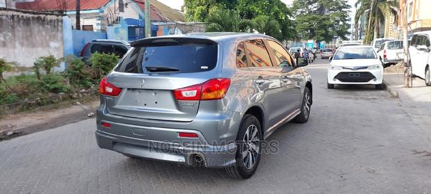 Mitsubishi RVR 2016 Gray - thumbnail 4