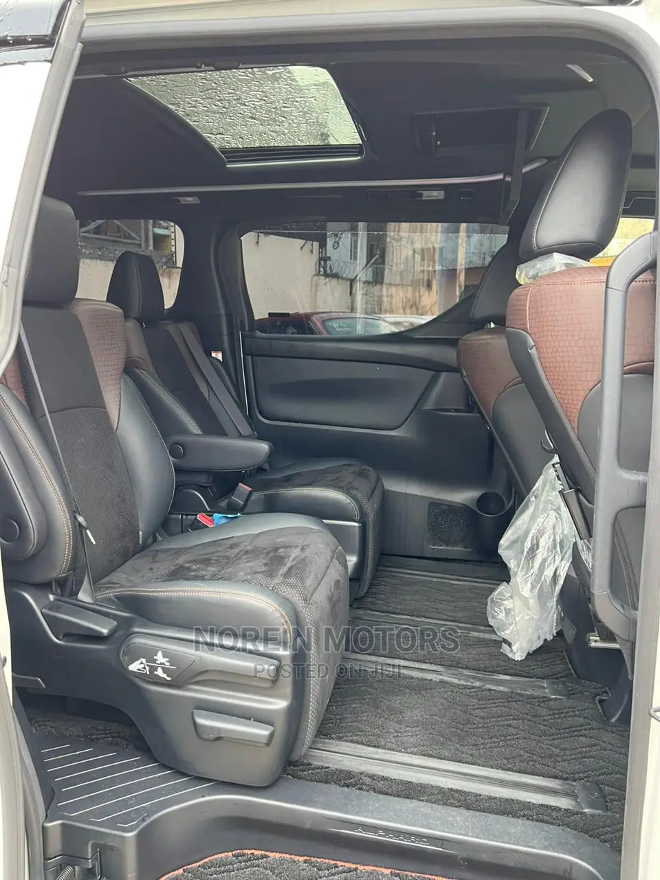 Toyota Alphard 2017 Pearl