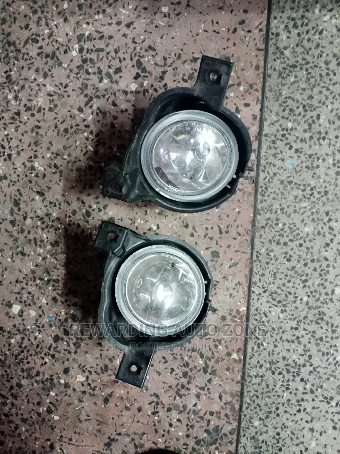 Allion 240 2005 Model Foglights.