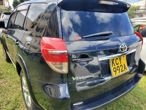 Toyota Vanguard 2012 Black - thumbnail 4