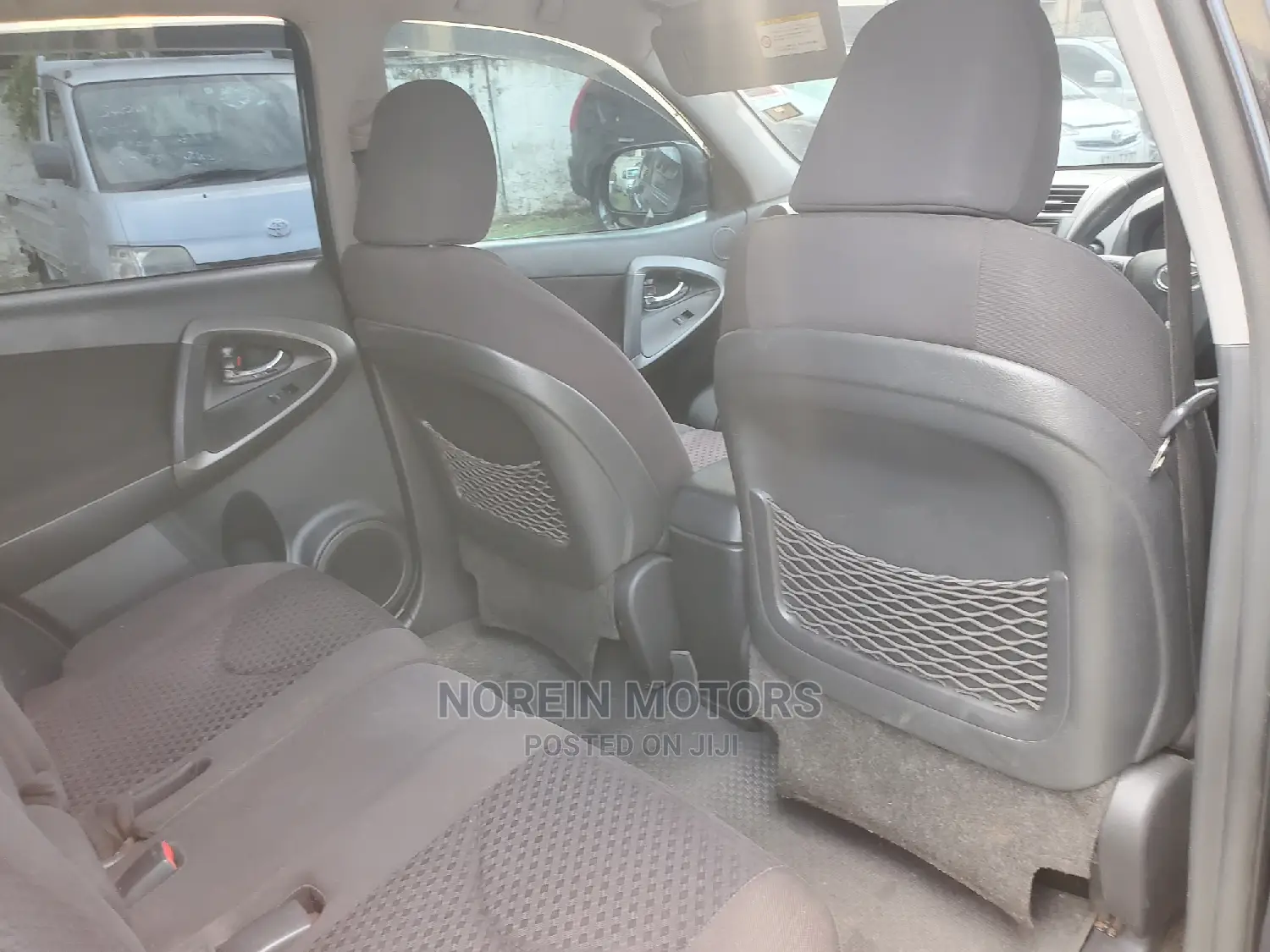Toyota Vanguard 2012 Black