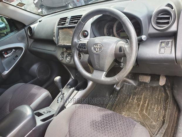 Toyota Vanguard 2012 Black - thumbnail 10