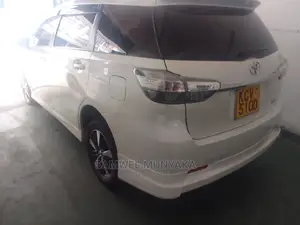 Toyota Wish 2013 White