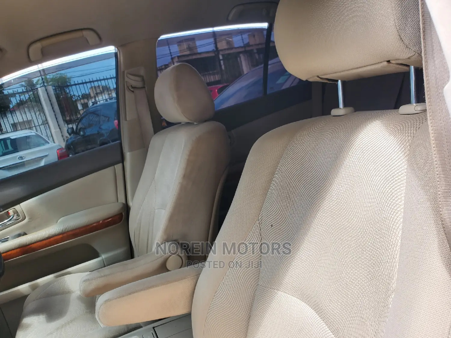 Toyota Harrier 2012 Pearl