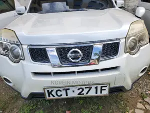 Nissan X-Trail 2012 Pearl