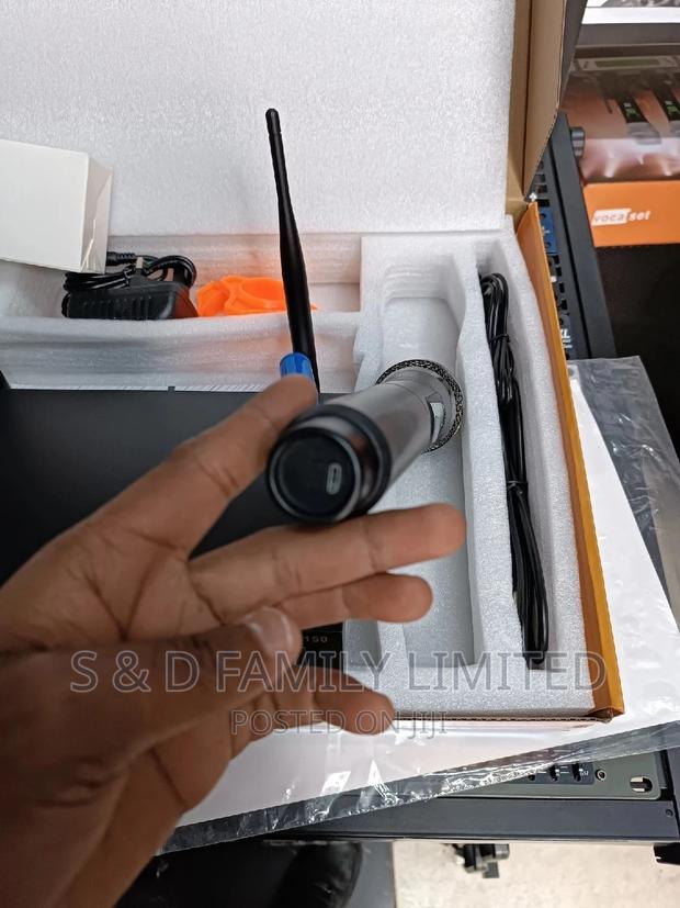 JBL VM150 Rechargeable Wireless Microphone - thumbnail 2