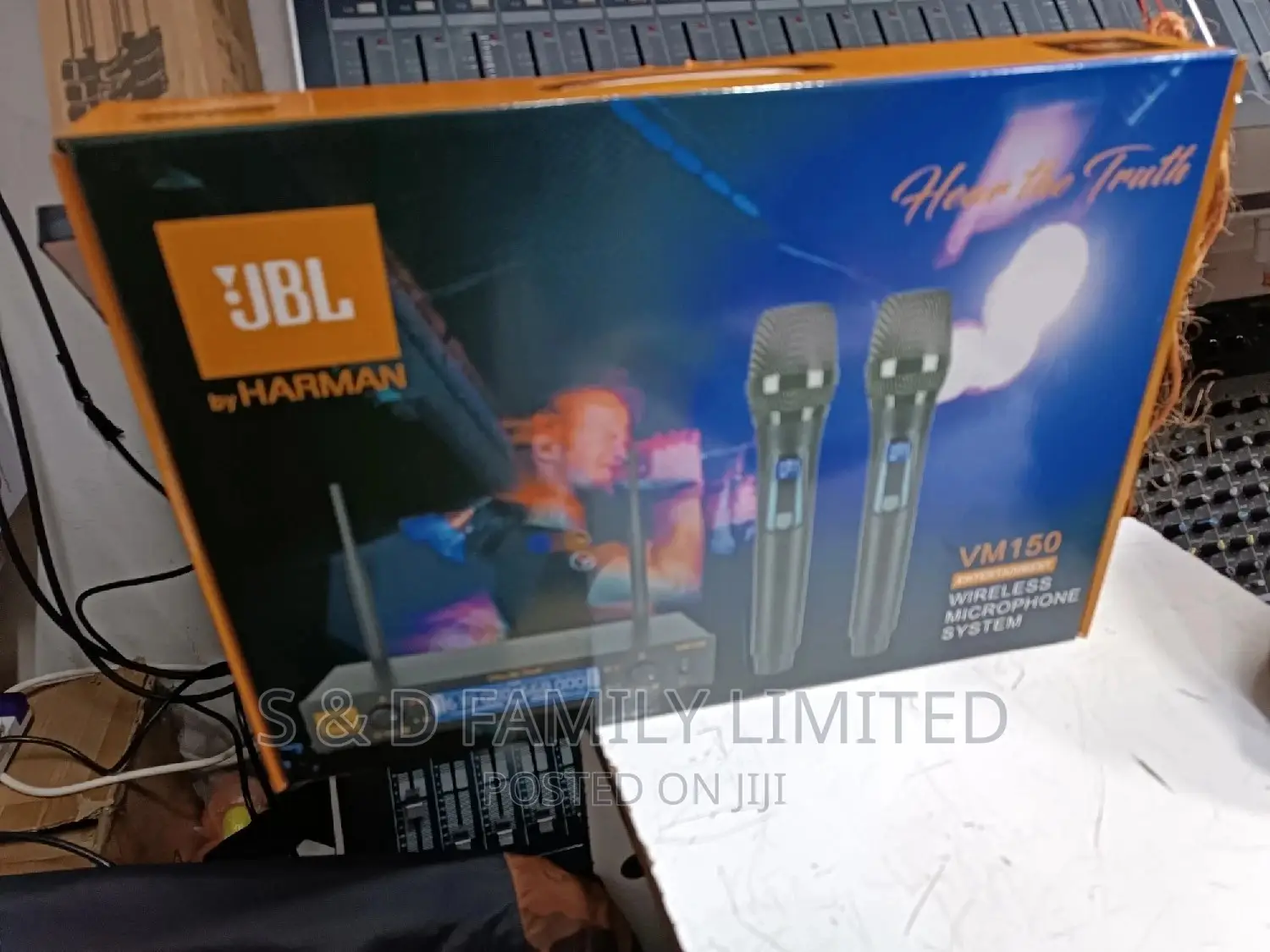 JBL VM150 Rechargeable Wireless Microphone