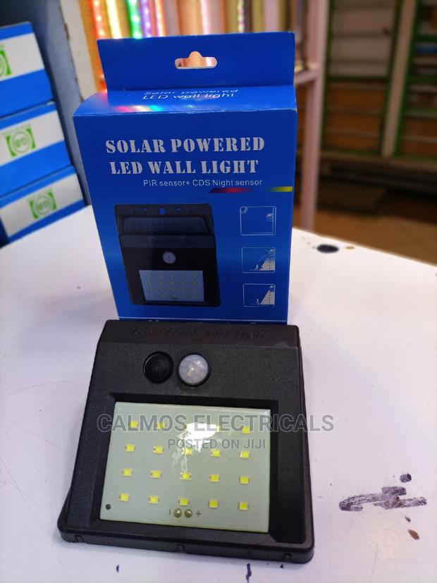 Wall Powered Led Light - thumbnail 4