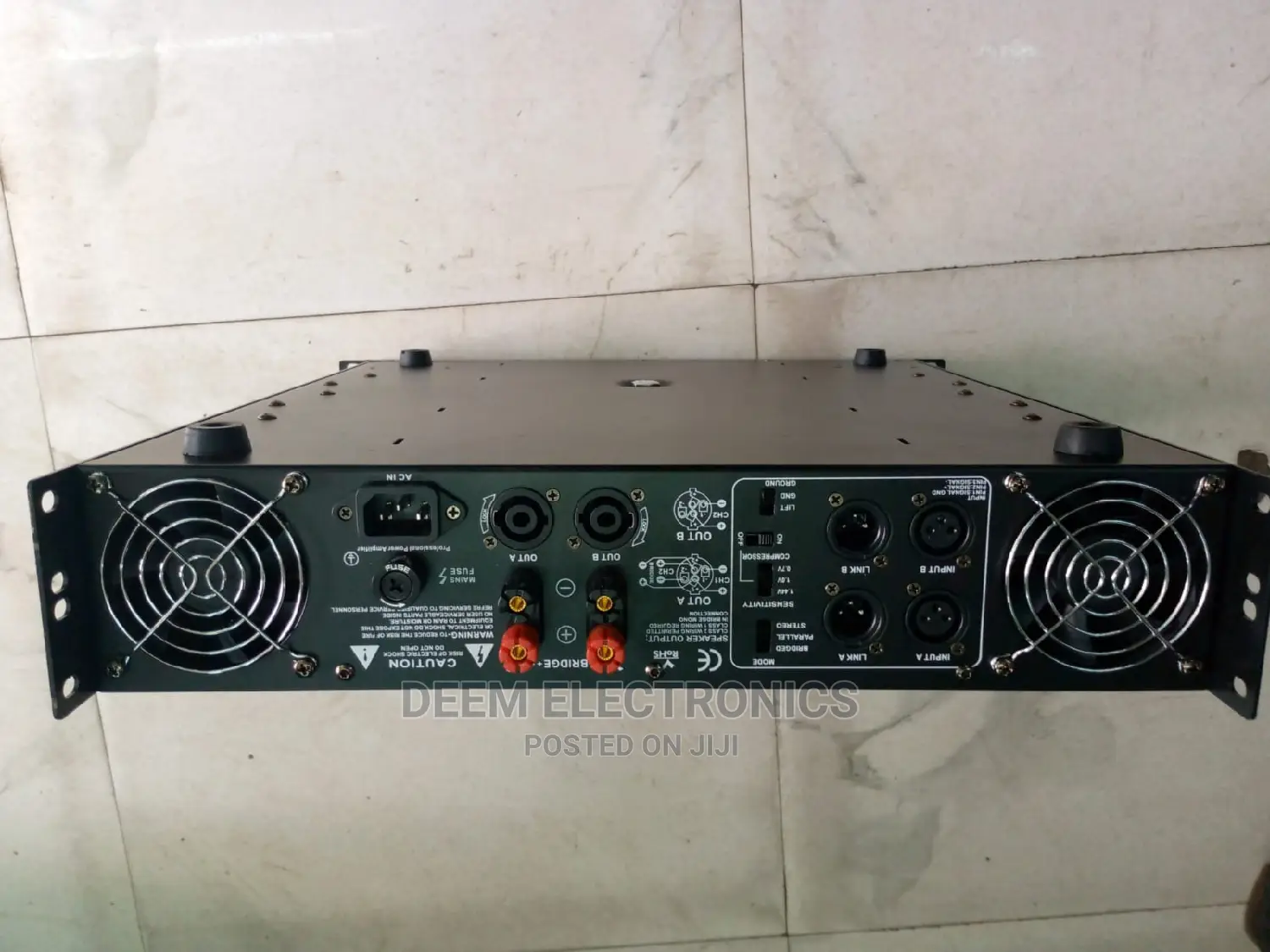 Power Amplifier EV 8300