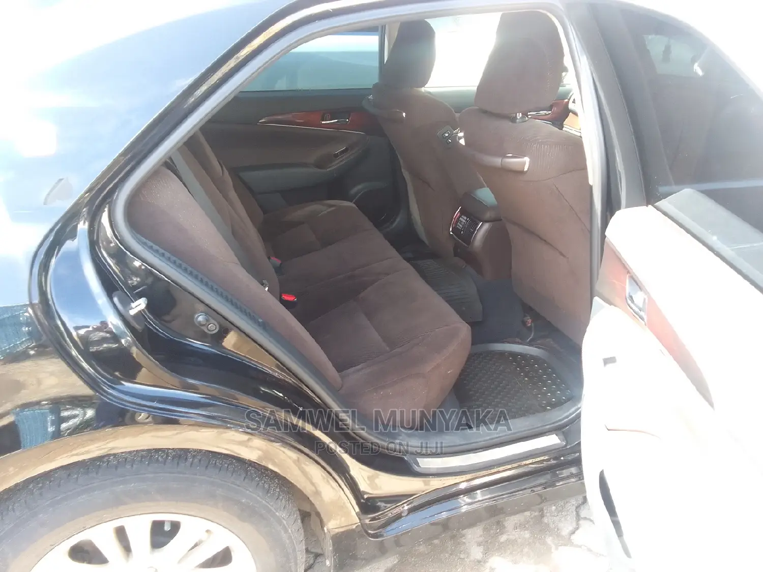 Toyota Crown Majesta 2.5 AWD Hybrid 2015 Black