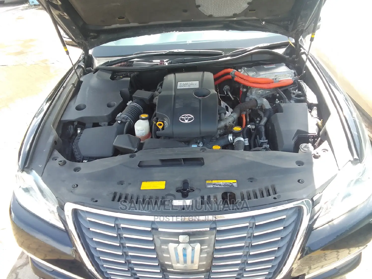 Toyota Crown Majesta 2.5 AWD Hybrid 2015 Black