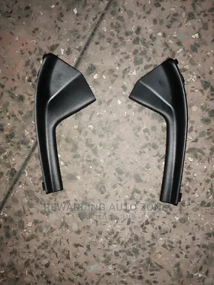 Nissan Tiida Windscreen Finisher 2010.