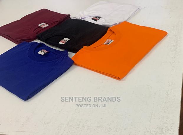 Plain Tshirt - thumbnail 3