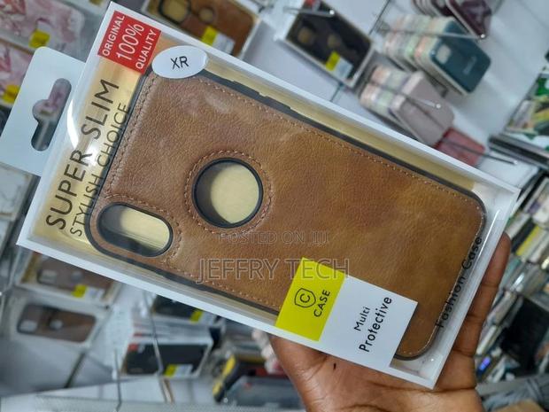 iPhone XR Leather Case With Logo Cut Brown Case - thumbnail 3
