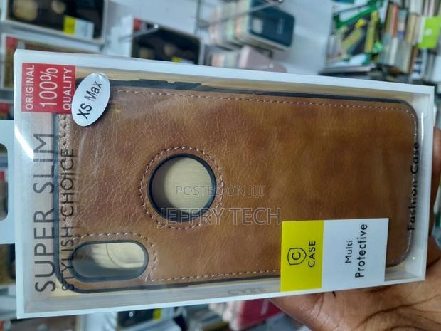 iPhone XS Max Leather Case - Saddle Brown