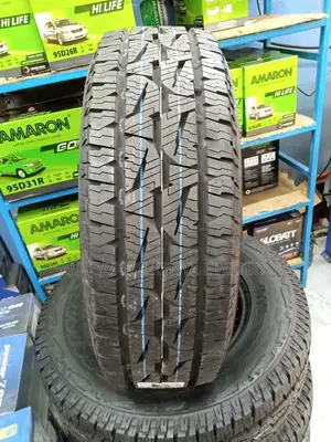245/70r16 Bridgestone a/T001