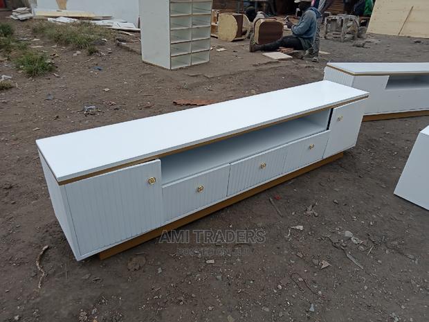 7ft Golden Tv Stands+LED
