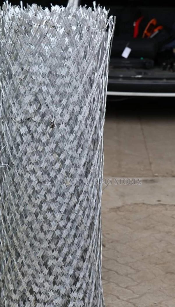 Welded Razor Wire Fence 6ft * 30mtrs - main view