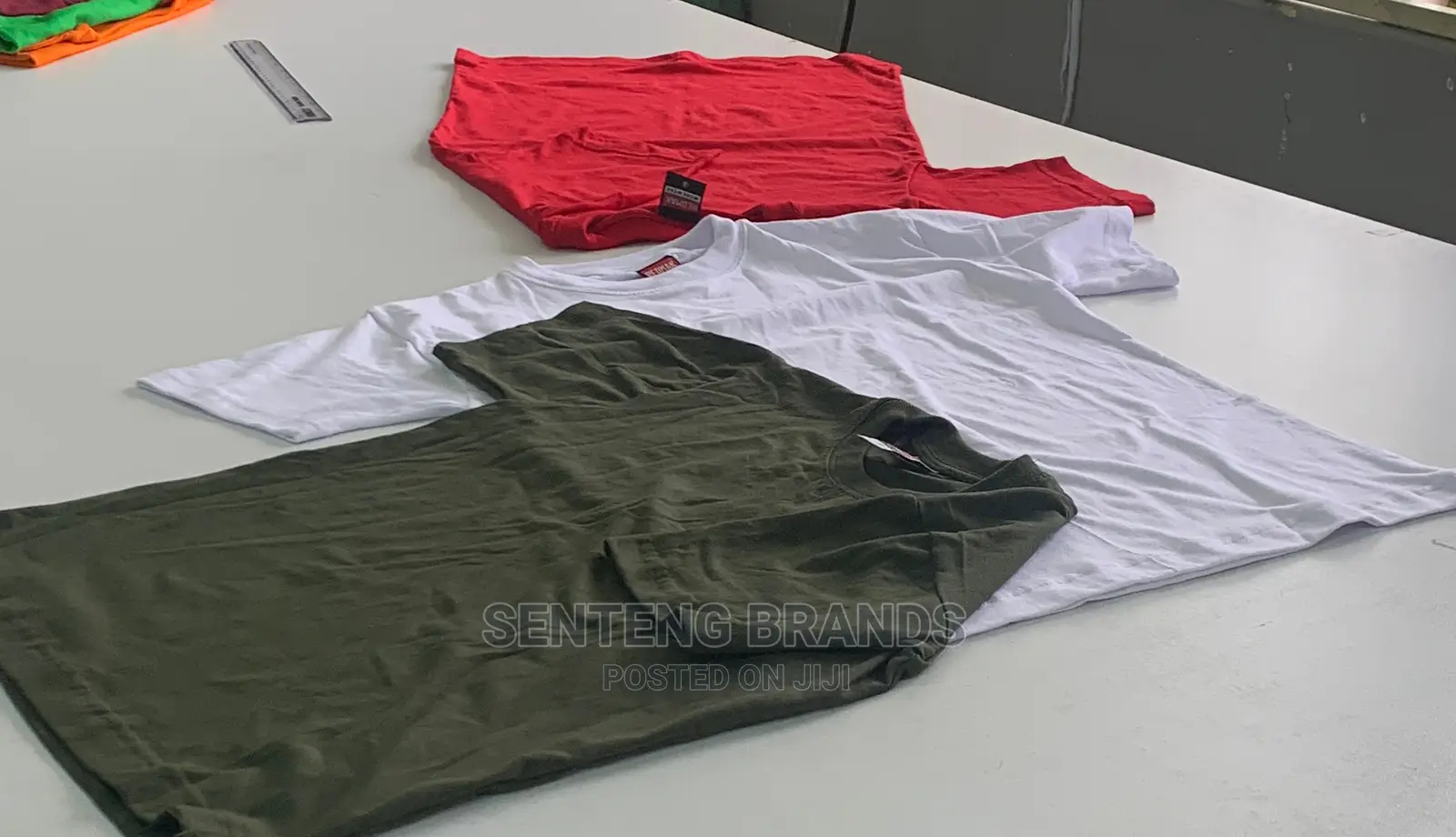 Plain Tshirt