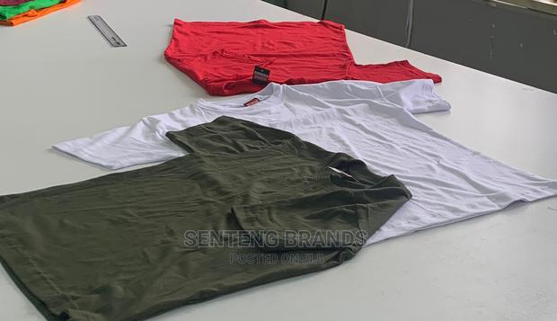 Plain Tshirt - thumbnail 3